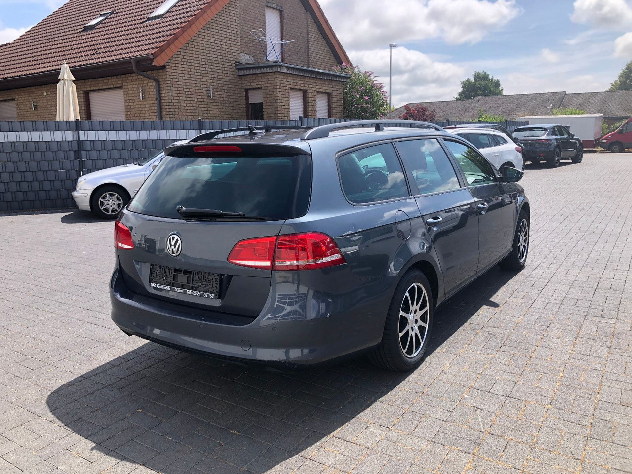 Volkswagen Passat Variant 1.4 TSi Trendline - Karavan: slika Volkswagen Passat Variant 1.4 TSi Trendline - Karavan Volkswagen Passat Variant 1.4 TSi Trendline - Karavan: slika Volkswagen Passat Variant 1.4 TSi Trendline - Karavan