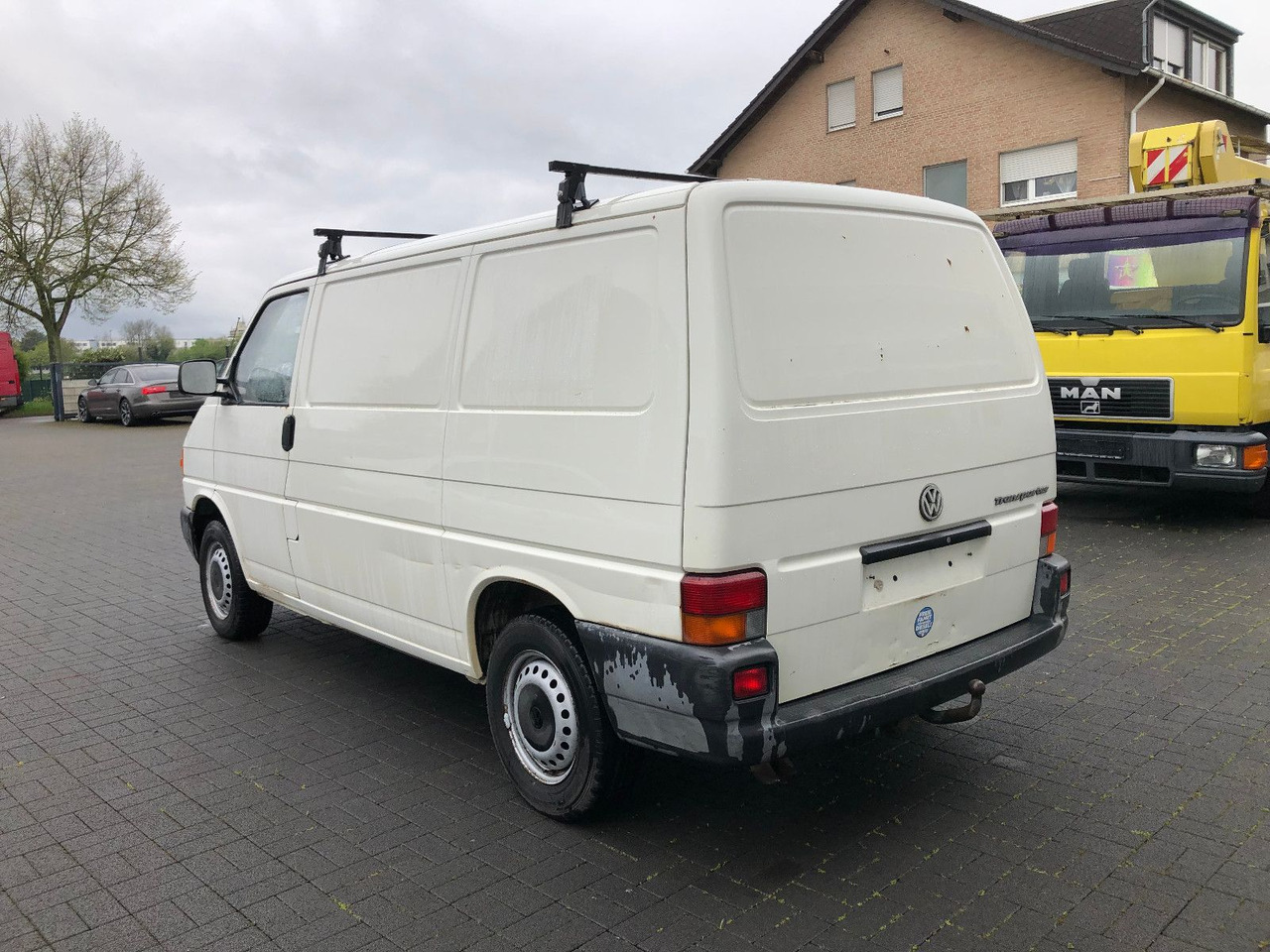 Volkswagen T4 - 1.9 TD - Mali kombi: slika Volkswagen T4 - 1.9 TD - Mali kombi Volkswagen T4 - 1.9 TD - Mali kombi: slika Volkswagen T4 - 1.9 TD - Mali kombi