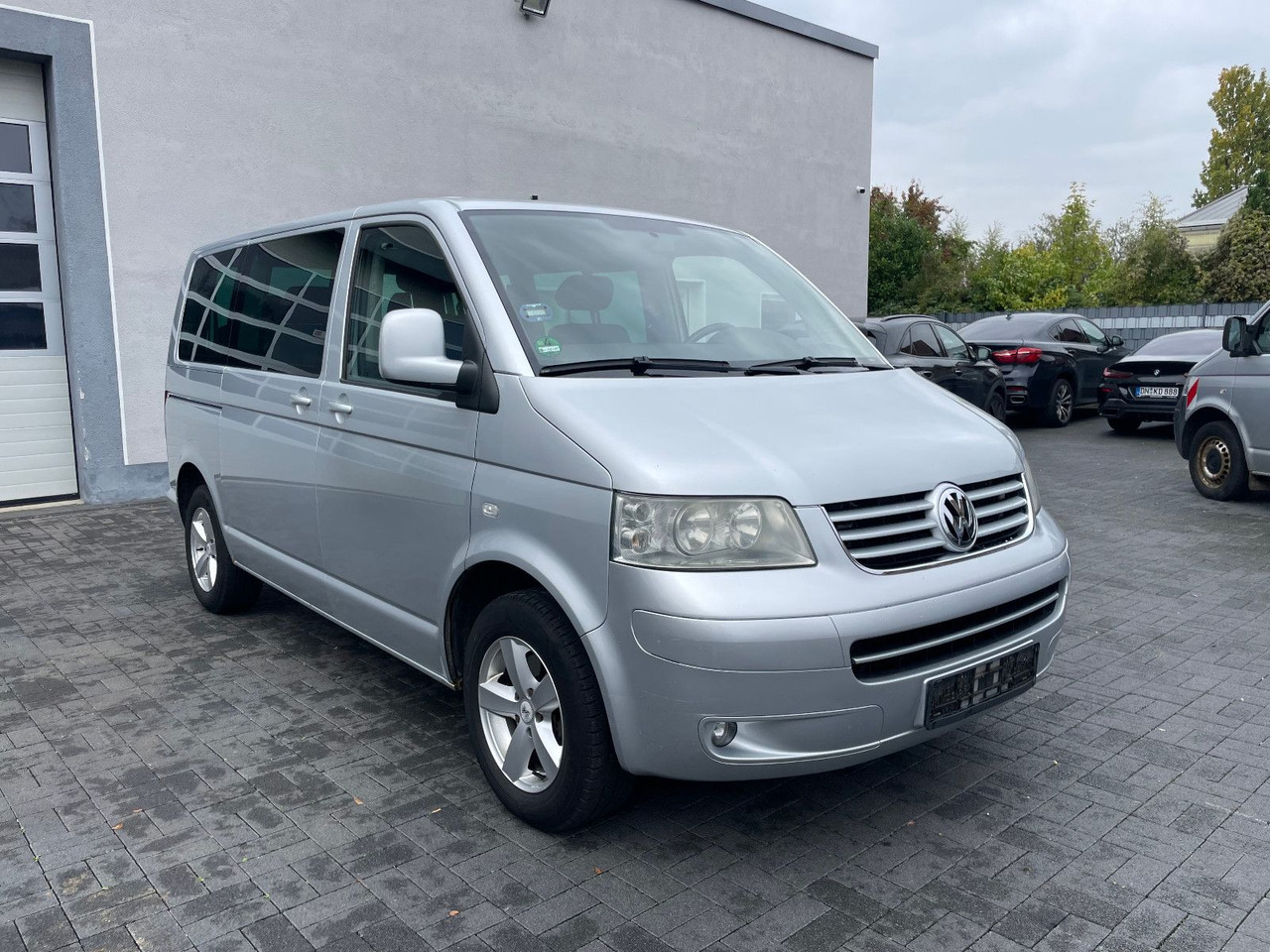 Volkswagen T5 2.5 TDi Caravelle 4Motion 8-Sitzer - Putnički kombi: slika Volkswagen T5 2.5 TDi Caravelle 4Motion 8-Sitzer - Putnički kombi Volkswagen T5 2.5 TDi Caravelle 4Motion 8-Sitzer - Putnički kombi: slika Volkswagen T5 2.5 TDi Caravelle 4Motion 8-Sitzer - Putnički kombi