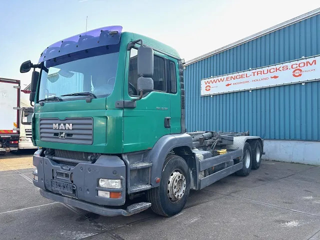 MAN TGA 26.360BB 6x4 FULL STEEL MULTILIFT HOOK-ARM (ZF16 MANUAL GEARBOX / FULL STEEL SUSPENSION / REDUCTION AXLES / AIRCONDITIONING) - Kamion s kukastom dizalicom: slika MAN TGA 26.360BB 6x4 FULL STEEL MULTILIFT HOOK-ARM (ZF16 MANUAL GEARBOX / FULL STEEL SUSPENSION / REDUCTION AXLES / AIRCONDITIONING) - Kamion s kukastom dizalicom MAN TGA 26.360BB 6x4 FULL STEEL MULTILIFT HOOK-ARM (ZF16 MANUAL GEARBOX / FULL STEEL SUSPENSION / REDUCTION AXLES / AIRCONDITIONING) - Kamion s kukastom dizalicom: slika MAN TGA 26.360BB 6x4 FULL STEEL MULTILIFT HOOK-ARM (ZF16 MANUAL GEARBOX / FULL STEEL SUSPENSION / REDUCTION AXLES / AIRCONDITIONING) - Kamion s kukastom dizalicom