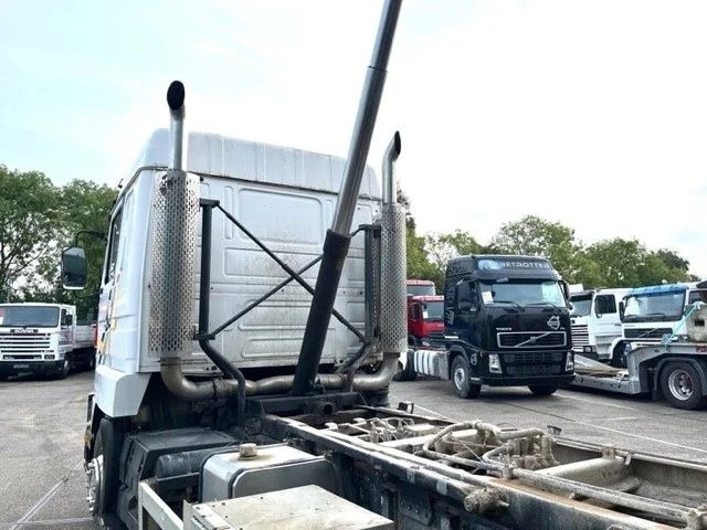 Kiper Scania R143-450 V8 STREAMLINE 6x2 FULL STEEL KIPPER (MANUAL GEARBOX / FULL STEEL SUSPENSION / 10 TIRES / ROBSON DRIVE / MECHANICAL PUMP: slika Kiper Scania R143-450 V8 STREAMLINE 6x2 FULL STEEL KIPPER (MANUAL GEARBOX / FULL STEEL SUSPENSION / 10 TIRES / ROBSON DRIVE / MECHANICAL PUMP