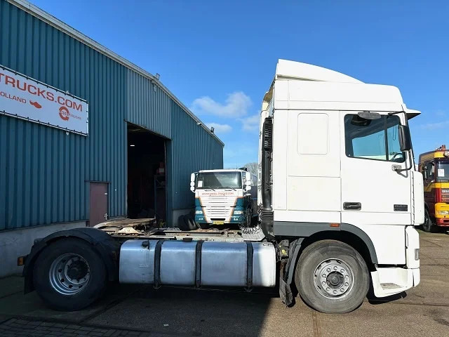 DAF 95.380 XF SPACECAB (EURO 2 / ZF16 MANUAL GEARBOX / D.E.B. ENGINE BRAKE / AIRCONDITIONING) - Tegljač: slika DAF 95.380 XF SPACECAB (EURO 2 / ZF16 MANUAL GEARBOX / D.E.B. ENGINE BRAKE / AIRCONDITIONING) - Tegljač DAF 95.380 XF SPACECAB (EURO 2 / ZF16 MANUAL GEARBOX / D.E.B. ENGINE BRAKE / AIRCONDITIONING) - Tegljač: slika DAF 95.380 XF SPACECAB (EURO 2 / ZF16 MANUAL GEARBOX / D.E.B. ENGINE BRAKE / AIRCONDITIONING) - Tegljač