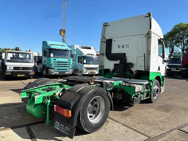DAF CF 85.410 SPACECAB 4x2 (ZF16 MANUAL GEARBOX / MX-BRAKE / 995 LITER DIESELTANK / AIRCONDITIONING / FRIDGE UNTHER BED) - Tegljač: slika DAF CF 85.410 SPACECAB 4x2 (ZF16 MANUAL GEARBOX / MX-BRAKE / 995 LITER DIESELTANK / AIRCONDITIONING / FRIDGE UNTHER BED) - Tegljač DAF CF 85.410 SPACECAB 4x2 (ZF16 MANUAL GEARBOX / MX-BRAKE / 995 LITER DIESELTANK / AIRCONDITIONING / FRIDGE UNTHER BED) - Tegljač: slika DAF CF 85.410 SPACECAB 4x2 (ZF16 MANUAL GEARBOX / MX-BRAKE / 995 LITER DIESELTANK / AIRCONDITIONING / FRIDGE UNTHER BED) - Tegljač