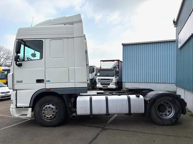 DAF XF 105.460 ATE SPACECAB 4x2 ONLY 835.500 KM (ZF-MANUAL GEARBOX / ZF-INTARDER / AIRCONDITIONING / EURO 5) - Tegljač: slika DAF XF 105.460 ATE SPACECAB 4x2 ONLY 835.500 KM (ZF-MANUAL GEARBOX / ZF-INTARDER / AIRCONDITIONING / EURO 5) - Tegljač DAF XF 105.460 ATE SPACECAB 4x2 ONLY 835.500 KM (ZF-MANUAL GEARBOX / ZF-INTARDER / AIRCONDITIONING / EURO 5) - Tegljač: slika DAF XF 105.460 ATE SPACECAB 4x2 ONLY 835.500 KM (ZF-MANUAL GEARBOX / ZF-INTARDER / AIRCONDITIONING / EURO 5) - Tegljač