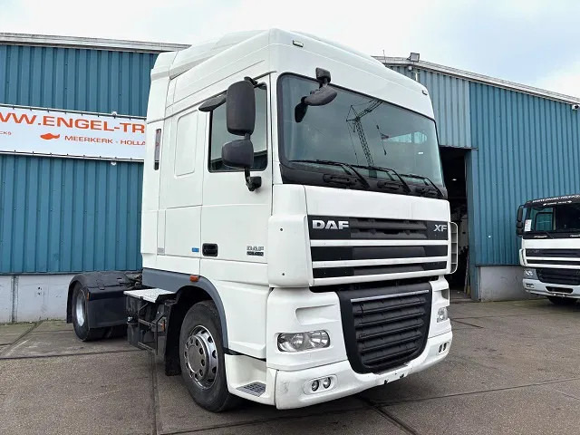 DAF XF 105.460 ATE SPACECAB 4x2 ONLY 835.500 KM (ZF-MANUAL GEARBOX / ZF-INTARDER / AIRCONDITIONING / EURO 5) - Tegljač: slika DAF XF 105.460 ATE SPACECAB 4x2 ONLY 835.500 KM (ZF-MANUAL GEARBOX / ZF-INTARDER / AIRCONDITIONING / EURO 5) - Tegljač DAF XF 105.460 ATE SPACECAB 4x2 ONLY 835.500 KM (ZF-MANUAL GEARBOX / ZF-INTARDER / AIRCONDITIONING / EURO 5) - Tegljač: slika DAF XF 105.460 ATE SPACECAB 4x2 ONLY 835.500 KM (ZF-MANUAL GEARBOX / ZF-INTARDER / AIRCONDITIONING / EURO 5) - Tegljač
