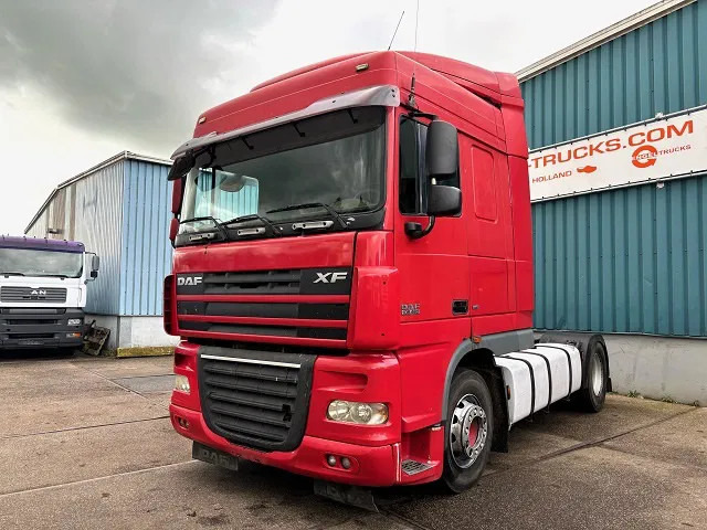 DAF XF 105.460 SPACECAB (ZF16 MANUAL GEARBOX / MX-BRAKE / 870+430 LITER TANK / AIRCONDITIONING / FRIDGE) - Tegljač: slika DAF XF 105.460 SPACECAB (ZF16 MANUAL GEARBOX / MX-BRAKE / 870+430 LITER TANK / AIRCONDITIONING / FRIDGE) - Tegljač DAF XF 105.460 SPACECAB (ZF16 MANUAL GEARBOX / MX-BRAKE / 870+430 LITER TANK / AIRCONDITIONING / FRIDGE) - Tegljač: slika DAF XF 105.460 SPACECAB (ZF16 MANUAL GEARBOX / MX-BRAKE / 870+430 LITER TANK / AIRCONDITIONING / FRIDGE) - Tegljač