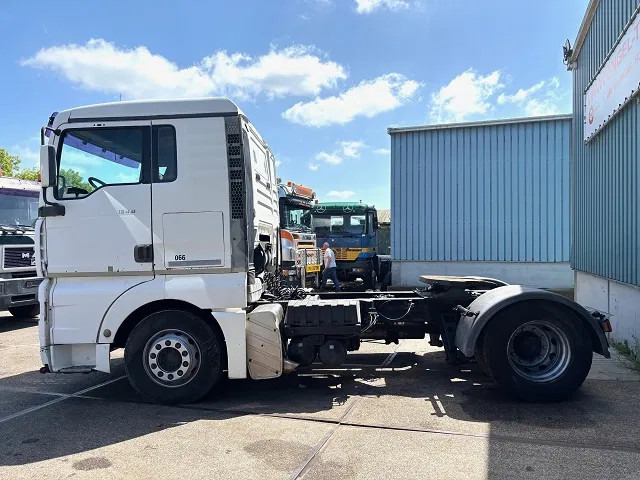 MAN TGA 18.410 BLS XL (6-CILINDERHEADS) (ZF16 MANUAL GEARBOX / ZF-INTARDER / P.T.O.) - Tegljač: slika MAN TGA 18.410 BLS XL (6-CILINDERHEADS) (ZF16 MANUAL GEARBOX / ZF-INTARDER / P.T.O.) - Tegljač MAN TGA 18.410 BLS XL (6-CILINDERHEADS) (ZF16 MANUAL GEARBOX / ZF-INTARDER / P.T.O.) - Tegljač: slika MAN TGA 18.410 BLS XL (6-CILINDERHEADS) (ZF16 MANUAL GEARBOX / ZF-INTARDER / P.T.O.) - Tegljač