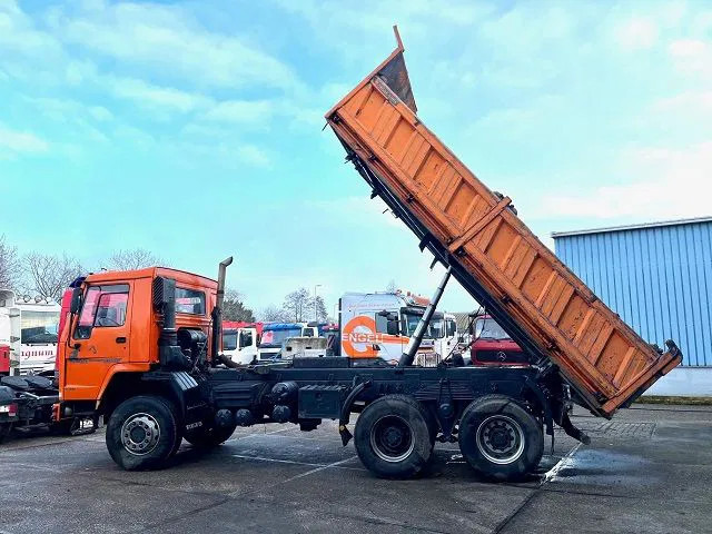 Volvo FL 12.380 6x6 FULL STEEL SUSPENSION MEILLER KIPPER (EURO 2 / MANUAL GEARBOX / REDUCTION AXLES / FULL STEEL SUSPENSION) - Kiper: slika Volvo FL 12.380 6x6 FULL STEEL SUSPENSION MEILLER KIPPER (EURO 2 / MANUAL GEARBOX / REDUCTION AXLES / FULL STEEL SUSPENSION) - Kiper Volvo FL 12.380 6x6 FULL STEEL SUSPENSION MEILLER KIPPER (EURO 2 / MANUAL GEARBOX / REDUCTION AXLES / FULL STEEL SUSPENSION) - Kiper: slika Volvo FL 12.380 6x6 FULL STEEL SUSPENSION MEILLER KIPPER (EURO 2 / MANUAL GEARBOX / REDUCTION AXLES / FULL STEEL SUSPENSION) - Kiper