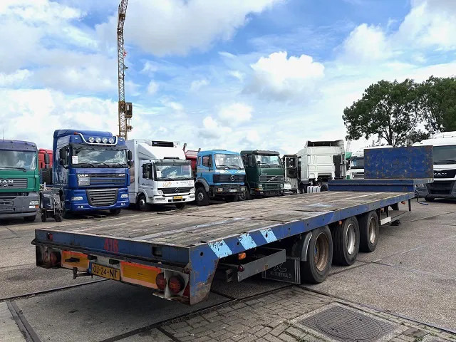 Zwalve 0.3.S.13.27 3-AS 13,60M. STEPDECK (BPW-AXLE / AIRSUSPENSION / LIFT-AXLE / 12 TIRES / ABS-BRAKE SYSTEM) - Poluprikolica s niskim utovarivačem: slika Zwalve 0.3.S.13.27 3-AS 13,60M. STEPDECK (BPW-AXLE / AIRSUSPENSION / LIFT-AXLE / 12 TIRES / ABS-BRAKE SYSTEM) - Poluprikolica s niskim utovarivačem Zwalve 0.3.S.13.27 3-AS 13,60M. STEPDECK (BPW-AXLE / AIRSUSPENSION / LIFT-AXLE / 12 TIRES / ABS-BRAKE SYSTEM) - Poluprikolica s niskim utovarivačem: slika Zwalve 0.3.S.13.27 3-AS 13,60M. STEPDECK (BPW-AXLE / AIRSUSPENSION / LIFT-AXLE / 12 TIRES / ABS-BRAKE SYSTEM) - Poluprikolica s niskim utovarivačem