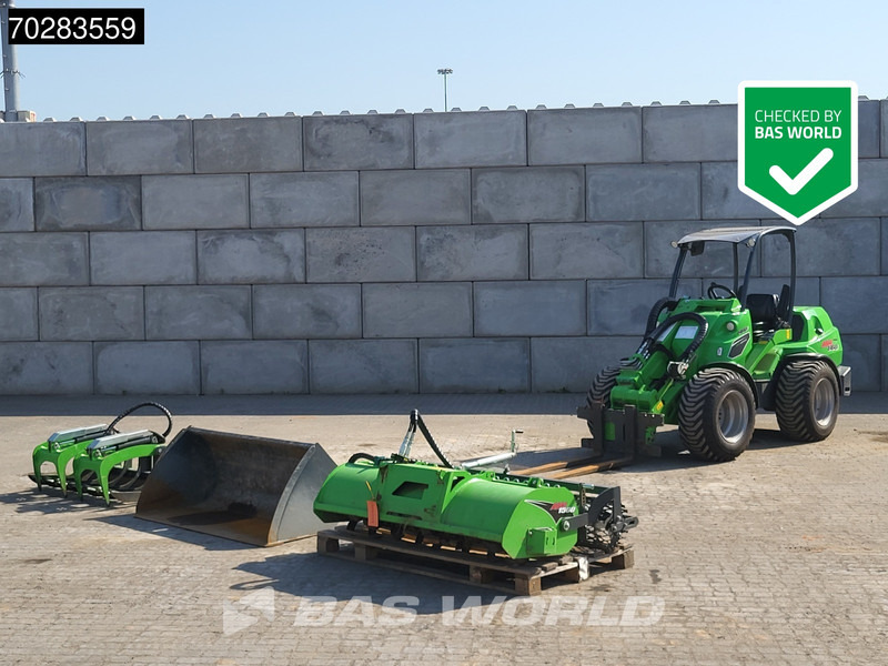 Avant M860i ATTACHMENTS INCLUDED - Utovarivač na kotačima: slika Avant M860i ATTACHMENTS INCLUDED - Utovarivač na kotačima Avant M860i ATTACHMENTS INCLUDED - Utovarivač na kotačima: slika Avant M860i ATTACHMENTS INCLUDED - Utovarivač na kotačima