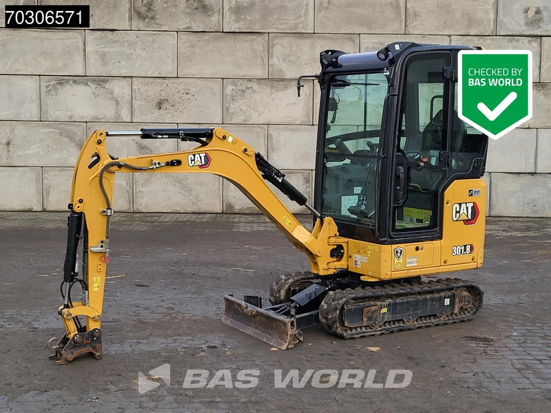 Caterpillar 301.8 - Mini bager: slika Caterpillar 301.8 - Mini bager Caterpillar 301.8 - Mini bager: slika Caterpillar 301.8 - Mini bager