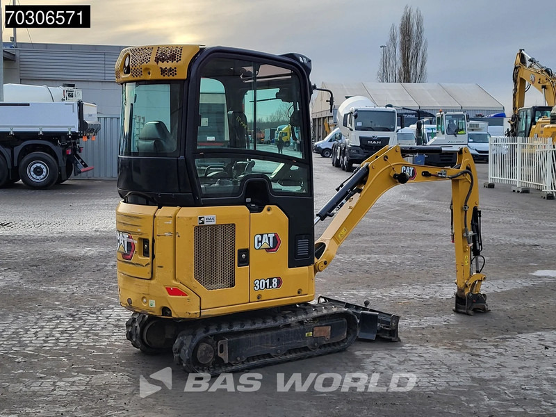 Caterpillar 301.8 - Mini bager: slika Caterpillar 301.8 - Mini bager Caterpillar 301.8 - Mini bager: slika Caterpillar 301.8 - Mini bager