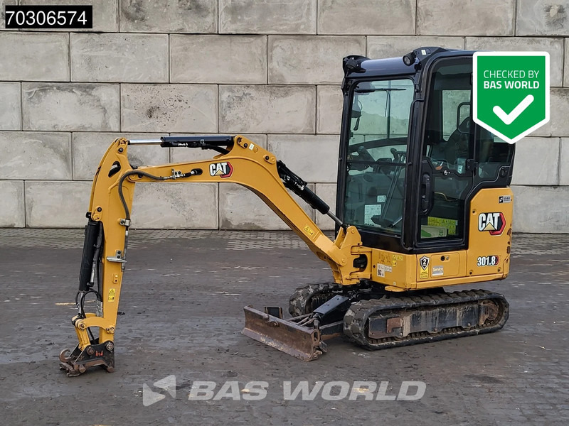 Caterpillar 301.8 - Mini bager: slika Caterpillar 301.8 - Mini bager Caterpillar 301.8 - Mini bager: slika Caterpillar 301.8 - Mini bager