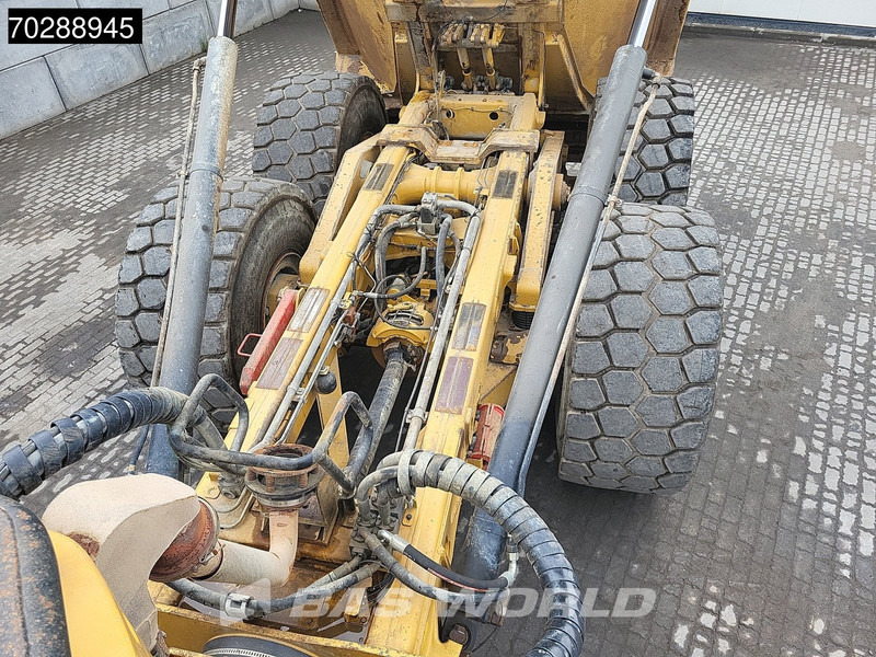 Zglobni istovarivač Caterpillar 740 B: slika Zglobni istovarivač Caterpillar 740 B