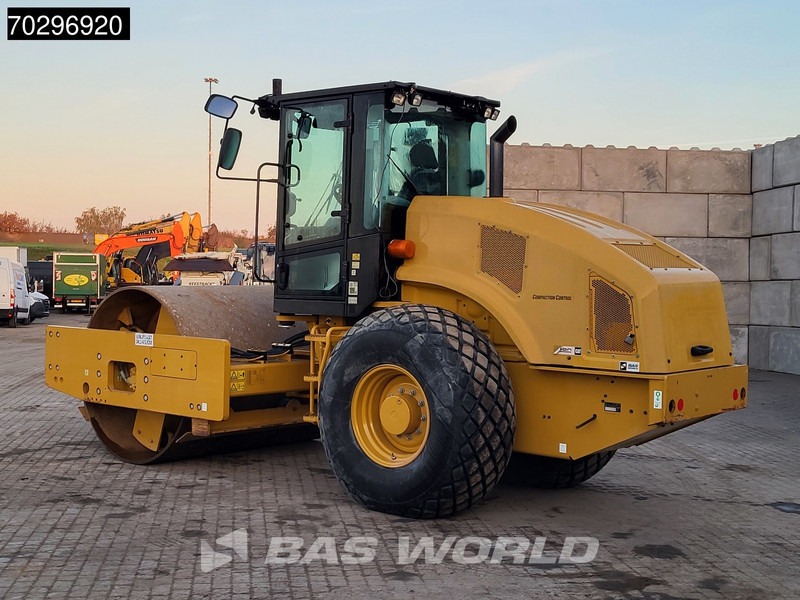 Caterpillar CS66 B A/C - Trimble GPS - Valjak: slika Caterpillar CS66 B A/C - Trimble GPS - Valjak Caterpillar CS66 B A/C - Trimble GPS - Valjak: slika Caterpillar CS66 B A/C - Trimble GPS - Valjak