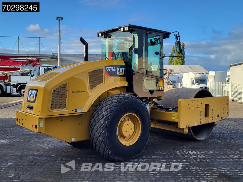 Caterpillar CS76 B A/C - Valjak: slika Caterpillar CS76 B A/C - Valjak Caterpillar CS76 B A/C - Valjak: slika Caterpillar CS76 B A/C - Valjak