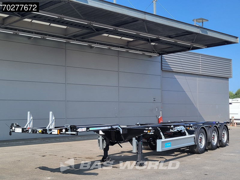 D-Tec VCC-01 3 axles NEW Liftachse Multi' 45ft - Transporter kontejnera/ Poluprikolica s izmjenjivim sanducima: slika D-Tec VCC-01 3 axles NEW Liftachse Multi' 45ft - Transporter kontejnera/ Poluprikolica s izmjenjivim sanducima D-Tec VCC-01 3 axles NEW Liftachse Multi' 45ft - Transporter kontejnera/ Poluprikolica s izmjenjivim sanducima: slika D-Tec VCC-01 3 axles NEW Liftachse Multi' 45ft - Transporter kontejnera/ Poluprikolica s izmjenjivim sanducima