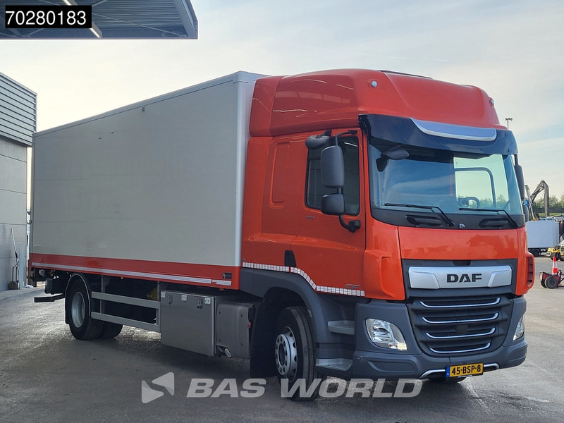 DAF CF 370 4X2 NL-Truck Automatic 2500kg Ladebordwand ACC Euro 6 - Kamion sandučar: slika DAF CF 370 4X2 NL-Truck Automatic 2500kg Ladebordwand ACC Euro 6 - Kamion sandučar DAF CF 370 4X2 NL-Truck Automatic 2500kg Ladebordwand ACC Euro 6 - Kamion sandučar: slika DAF CF 370 4X2 NL-Truck Automatic 2500kg Ladebordwand ACC Euro 6 - Kamion sandučar