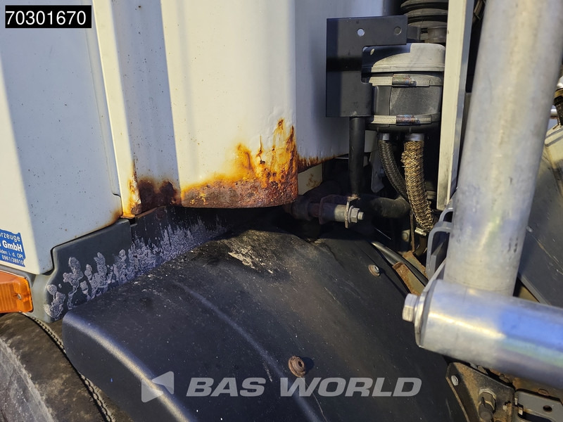 DAF CF75.310 4X2 13500 Lohr tanker 2 compartments ADR Manual Euro 3 - Kamion cisterna: slika DAF CF75.310 4X2 13500 Lohr tanker 2 compartments ADR Manual Euro 3 - Kamion cisterna DAF CF75.310 4X2 13500 Lohr tanker 2 compartments ADR Manual Euro 3 - Kamion cisterna: slika DAF CF75.310 4X2 13500 Lohr tanker 2 compartments ADR Manual Euro 3 - Kamion cisterna