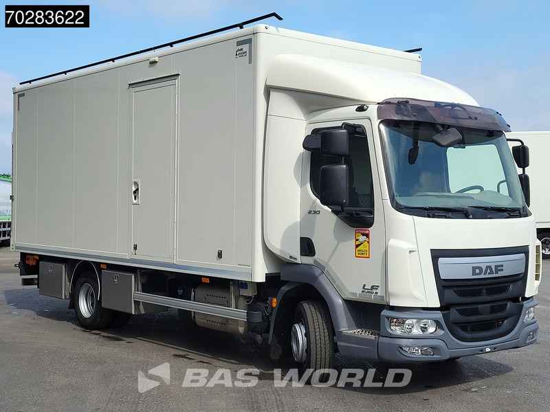DAF LF 230 4X2 LOW Mileage! 1500kg Ladebordwand Automatic ACC Euro 6 - Kamion sandučar: slika DAF LF 230 4X2 LOW Mileage! 1500kg Ladebordwand Automatic ACC Euro 6 - Kamion sandučar DAF LF 230 4X2 LOW Mileage! 1500kg Ladebordwand Automatic ACC Euro 6 - Kamion sandučar: slika DAF LF 230 4X2 LOW Mileage! 1500kg Ladebordwand Automatic ACC Euro 6 - Kamion sandučar