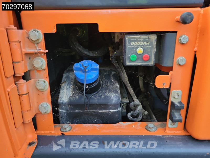 Bager gusjeničar Doosan DX140 LC-5: slika Bager gusjeničar Doosan DX140 LC-5