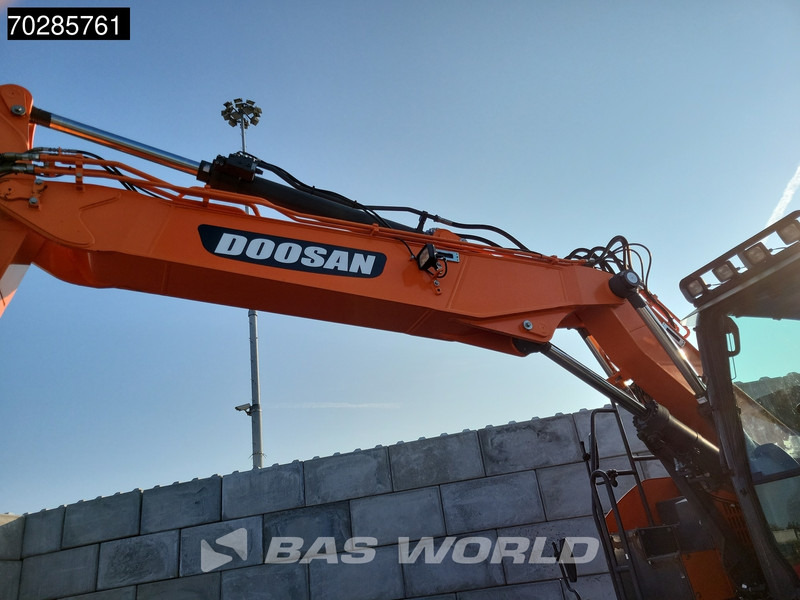 Bager na kotačima Doosan DX165W-5 DUTCH MACHINE: slika Bager na kotačima Doosan DX165W-5 DUTCH MACHINE