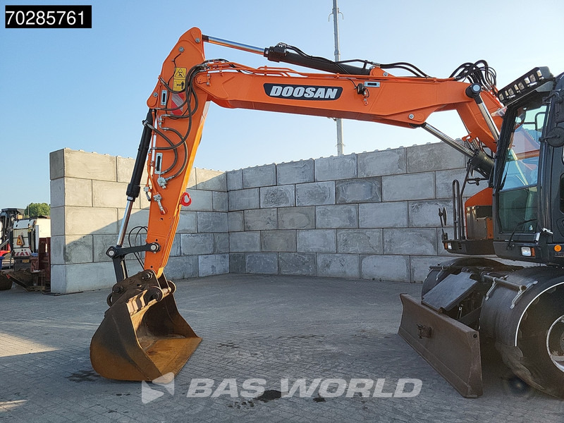 Bager na kotačima Doosan DX165W-5 DUTCH MACHINE: slika Bager na kotačima Doosan DX165W-5 DUTCH MACHINE