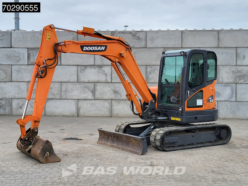 Doosan DX63-3 - Mini bager: slika Doosan DX63-3 - Mini bager Doosan DX63-3 - Mini bager: slika Doosan DX63-3 - Mini bager