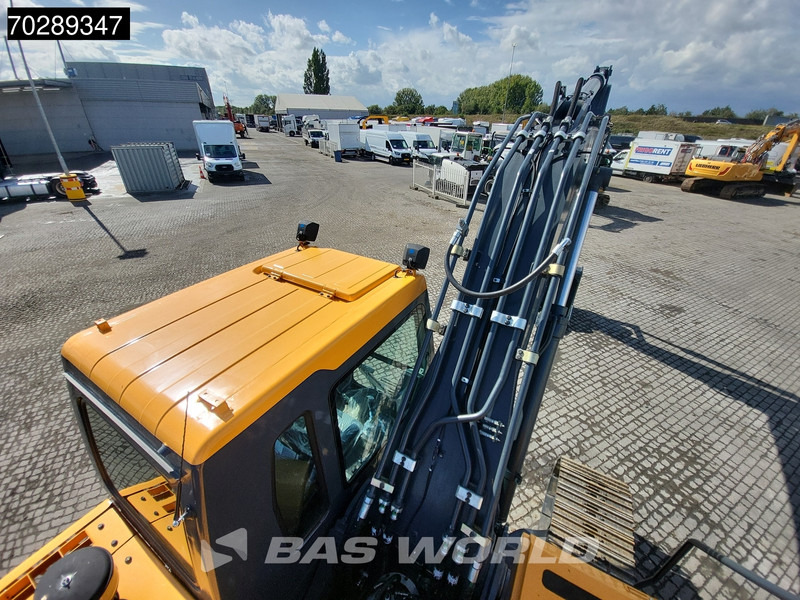 Zakup Hyundai R210 Hyundai R210: slika Zakup Hyundai R210 Hyundai R210