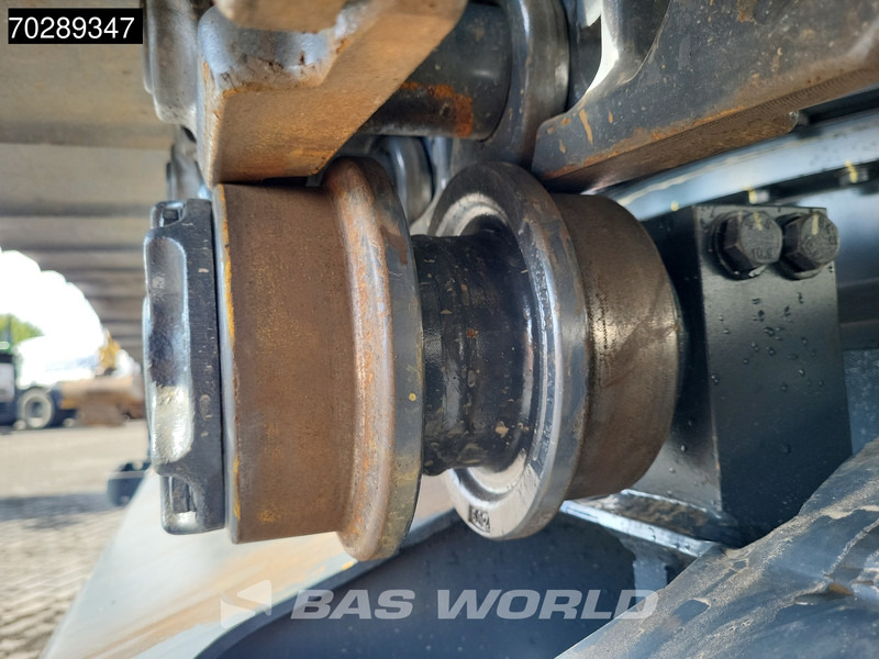 Zakup Hyundai R210 Hyundai R210: slika Zakup Hyundai R210 Hyundai R210