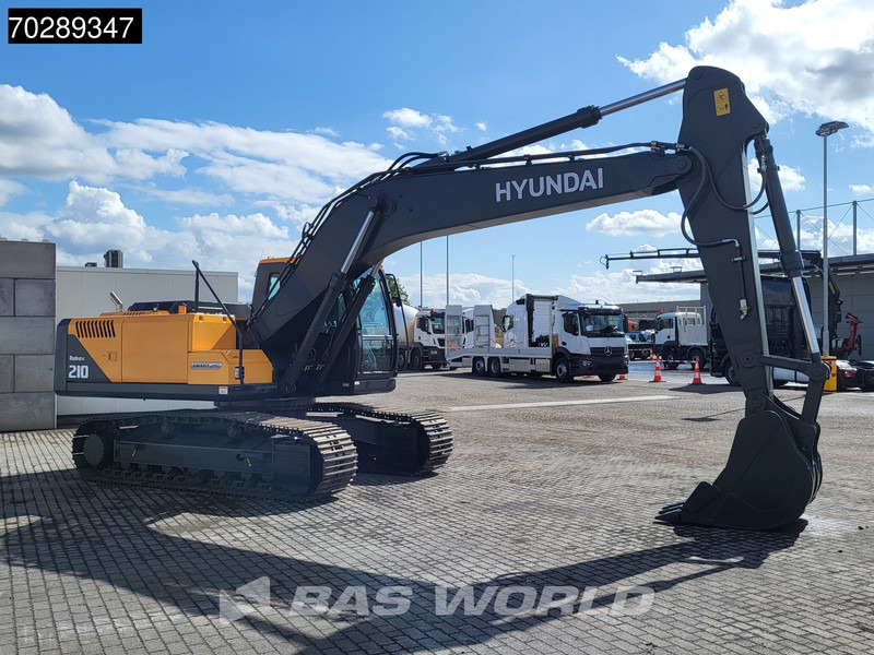 Zakup Hyundai R210 Hyundai R210: slika Zakup Hyundai R210 Hyundai R210