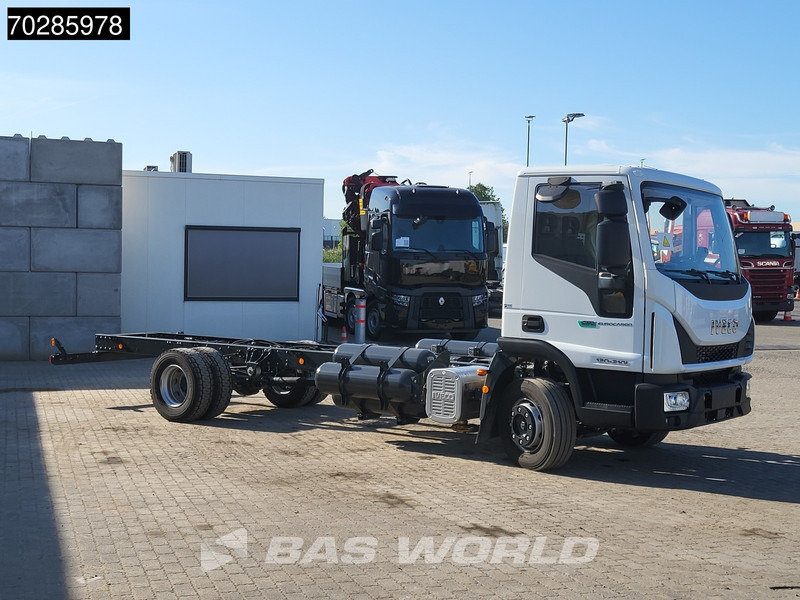 Iveco 120-210L 4X2 NEW 12tons chassis! CNG Engine TELMA Retarder Manual Euro 6 - Kamion-šasija: slika Iveco 120-210L 4X2 NEW 12tons chassis! CNG Engine TELMA Retarder Manual Euro 6 - Kamion-šasija Iveco 120-210L 4X2 NEW 12tons chassis! CNG Engine TELMA Retarder Manual Euro 6 - Kamion-šasija: slika Iveco 120-210L 4X2 NEW 12tons chassis! CNG Engine TELMA Retarder Manual Euro 6 - Kamion-šasija
