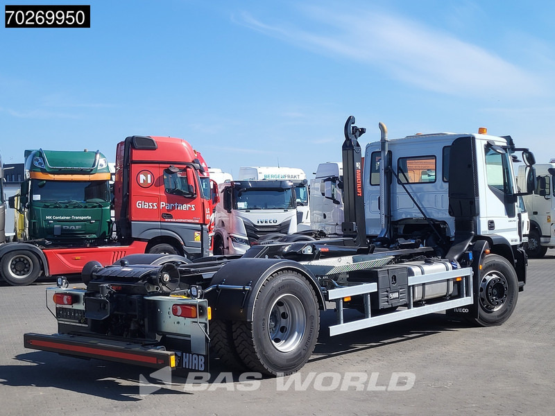Iveco Eurocargo 180E320 4X2 NEW! 14tons Hiab Multilift ULT14S51 ACC Euro 6 - Kamion s kukastom dizalicom: slika Iveco Eurocargo 180E320 4X2 NEW! 14tons Hiab Multilift ULT14S51 ACC Euro 6 - Kamion s kukastom dizalicom Iveco Eurocargo 180E320 4X2 NEW! 14tons Hiab Multilift ULT14S51 ACC Euro 6 - Kamion s kukastom dizalicom: slika Iveco Eurocargo 180E320 4X2 NEW! 14tons Hiab Multilift ULT14S51 ACC Euro 6 - Kamion s kukastom dizalicom