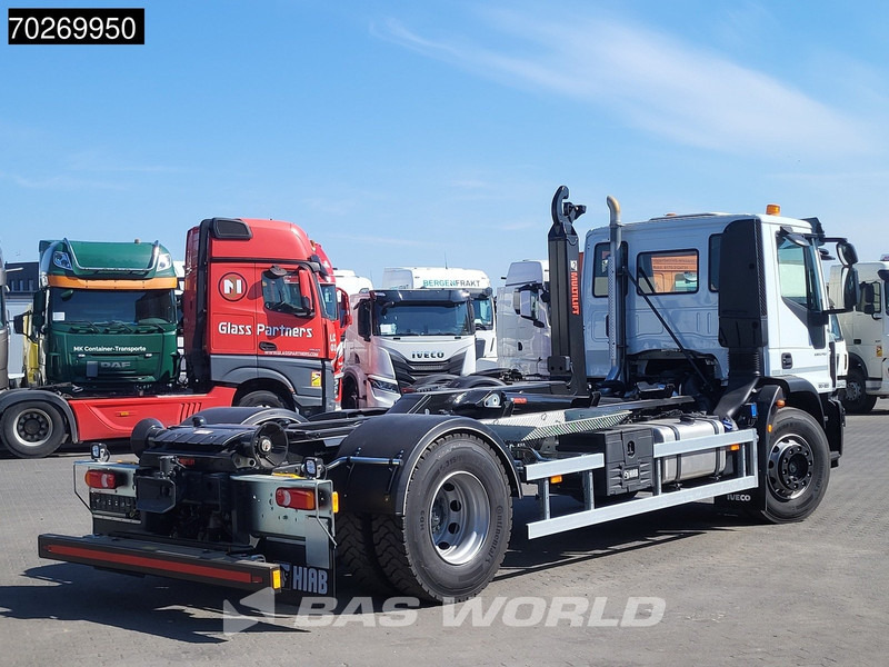 Iveco Eurocargo 180E320 4X2 NEW! 14tons Hiab Multilift ULT14S51 ACC Euro 6 - Kamion s kukastom dizalicom: slika Iveco Eurocargo 180E320 4X2 NEW! 14tons Hiab Multilift ULT14S51 ACC Euro 6 - Kamion s kukastom dizalicom Iveco Eurocargo 180E320 4X2 NEW! 14tons Hiab Multilift ULT14S51 ACC Euro 6 - Kamion s kukastom dizalicom: slika Iveco Eurocargo 180E320 4X2 NEW! 14tons Hiab Multilift ULT14S51 ACC Euro 6 - Kamion s kukastom dizalicom