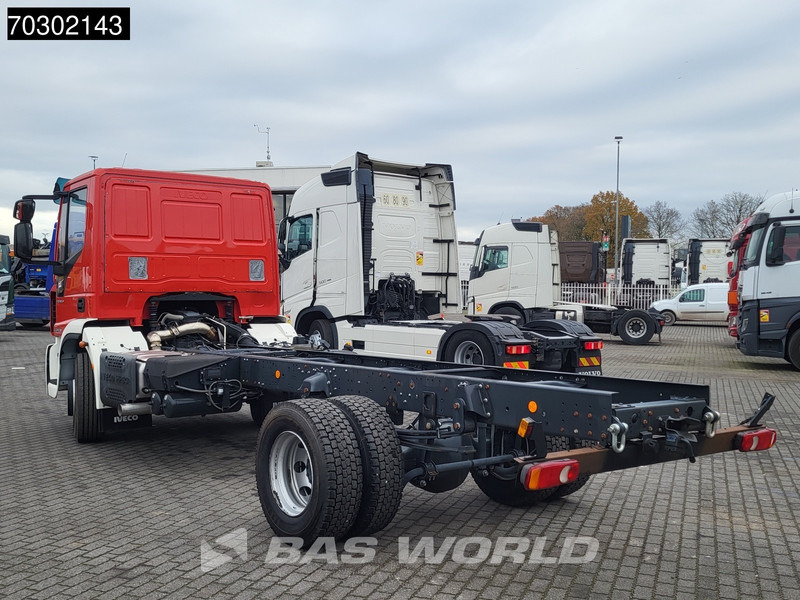 Iveco Eurocargo 180E320 4X2 NEW! 18T chassis 2017 production Euro 6 - Kamion-šasija: slika Iveco Eurocargo 180E320 4X2 NEW! 18T chassis 2017 production Euro 6 - Kamion-šasija Iveco Eurocargo 180E320 4X2 NEW! 18T chassis 2017 production Euro 6 - Kamion-šasija: slika Iveco Eurocargo 180E320 4X2 NEW! 18T chassis 2017 production Euro 6 - Kamion-šasija