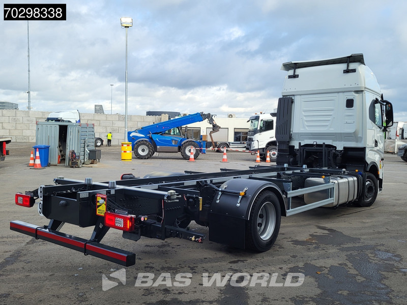 Iveco S-Way 460 4X2 NEW !! BDF Automatic Full air ACC Led Euro 6 - Transporter kontejnera/ Kamion s izmjenjivim sanducima: slika Iveco S-Way 460 4X2 NEW !! BDF Automatic Full air ACC Led Euro 6 - Transporter kontejnera/ Kamion s izmjenjivim sanducima Iveco S-Way 460 4X2 NEW !! BDF Automatic Full air ACC Led Euro 6 - Transporter kontejnera/ Kamion s izmjenjivim sanducima: slika Iveco S-Way 460 4X2 NEW !! BDF Automatic Full air ACC Led Euro 6 - Transporter kontejnera/ Kamion s izmjenjivim sanducima