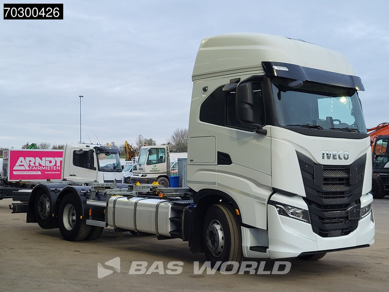 Iveco S-Way 510 6X2 Retarder Full Air Lift Axle BDF Euro 6 - Transporter kontejnera/ Kamion s izmjenjivim sanducima: slika Iveco S-Way 510 6X2 Retarder Full Air Lift Axle BDF Euro 6 - Transporter kontejnera/ Kamion s izmjenjivim sanducima Iveco S-Way 510 6X2 Retarder Full Air Lift Axle BDF Euro 6 - Transporter kontejnera/ Kamion s izmjenjivim sanducima: slika Iveco S-Way 510 6X2 Retarder Full Air Lift Axle BDF Euro 6 - Transporter kontejnera/ Kamion s izmjenjivim sanducima