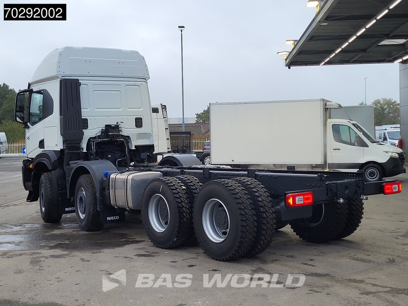 Iveco T-Way 510 8X4 NEW chassis! Retarder Big-Axle Steelsuspension LED Automatic Euro 6 - Kamion-šasija: slika Iveco T-Way 510 8X4 NEW chassis! Retarder Big-Axle Steelsuspension LED Automatic Euro 6 - Kamion-šasija Iveco T-Way 510 8X4 NEW chassis! Retarder Big-Axle Steelsuspension LED Automatic Euro 6 - Kamion-šasija: slika Iveco T-Way 510 8X4 NEW chassis! Retarder Big-Axle Steelsuspension LED Automatic Euro 6 - Kamion-šasija
