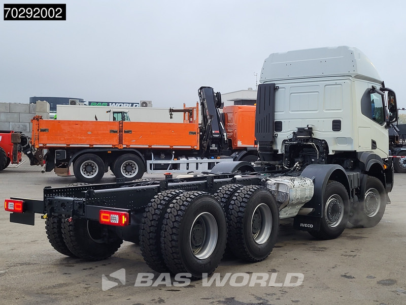 Iveco T-Way 510 8X4 NEW chassis! Retarder Big-Axle Steelsuspension LED Automatic Euro 6 - Kamion-šasija: slika Iveco T-Way 510 8X4 NEW chassis! Retarder Big-Axle Steelsuspension LED Automatic Euro 6 - Kamion-šasija Iveco T-Way 510 8X4 NEW chassis! Retarder Big-Axle Steelsuspension LED Automatic Euro 6 - Kamion-šasija: slika Iveco T-Way 510 8X4 NEW chassis! Retarder Big-Axle Steelsuspension LED Automatic Euro 6 - Kamion-šasija