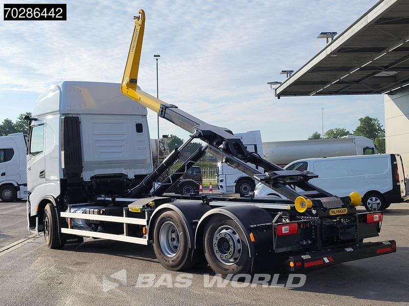 Iveco X-Way 580 6X2 NEW Palfinger PHT20SLD5 Hooklift Lift+steering Axle Automatic Navi ACC LED - Kamion s kukastom dizalicom: slika Iveco X-Way 580 6X2 NEW Palfinger PHT20SLD5 Hooklift Lift+steering Axle Automatic Navi ACC LED - Kamion s kukastom dizalicom Iveco X-Way 580 6X2 NEW Palfinger PHT20SLD5 Hooklift Lift+steering Axle Automatic Navi ACC LED - Kamion s kukastom dizalicom: slika Iveco X-Way 580 6X2 NEW Palfinger PHT20SLD5 Hooklift Lift+steering Axle Automatic Navi ACC LED - Kamion s kukastom dizalicom
