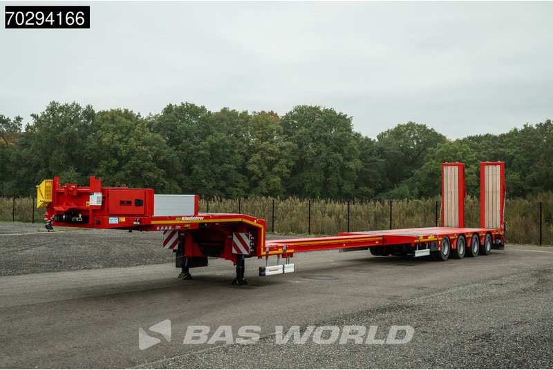 Kässbohrer LB4E 3 axles Extendable Ramps 1x Lift 3x Steering Axle - Poluprikolica s niskim utovarivačem: slika Kässbohrer LB4E 3 axles Extendable Ramps 1x Lift 3x Steering Axle - Poluprikolica s niskim utovarivačem Kässbohrer LB4E 3 axles Extendable Ramps 1x Lift 3x Steering Axle - Poluprikolica s niskim utovarivačem: slika Kässbohrer LB4E 3 axles Extendable Ramps 1x Lift 3x Steering Axle - Poluprikolica s niskim utovarivačem
