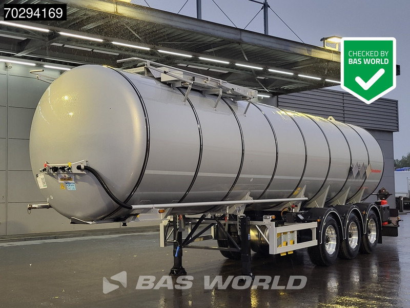 Kässbohrer STB 3 axles New! 32.000L Bitumen - Poluprikolica cisterna: slika Kässbohrer STB 3 axles New! 32.000L Bitumen - Poluprikolica cisterna Kässbohrer STB 3 axles New! 32.000L Bitumen - Poluprikolica cisterna: slika Kässbohrer STB 3 axles New! 32.000L Bitumen - Poluprikolica cisterna