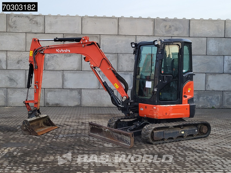 Kubota U36 -4 A/C - 3 Buckets - Mini bager: slika Kubota U36 -4 A/C - 3 Buckets - Mini bager Kubota U36 -4 A/C - 3 Buckets - Mini bager: slika Kubota U36 -4 A/C - 3 Buckets - Mini bager