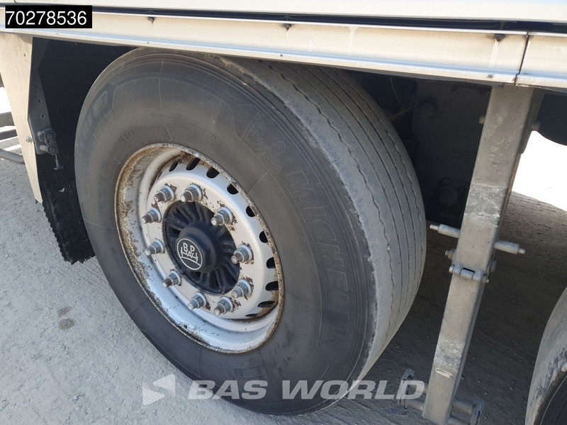 Poluprikolica hladnjača LAMBERET SR2B-5T8-1B 3 axles Liftachse Palettenkasten: slika Poluprikolica hladnjača LAMBERET SR2B-5T8-1B 3 axles Liftachse Palettenkasten