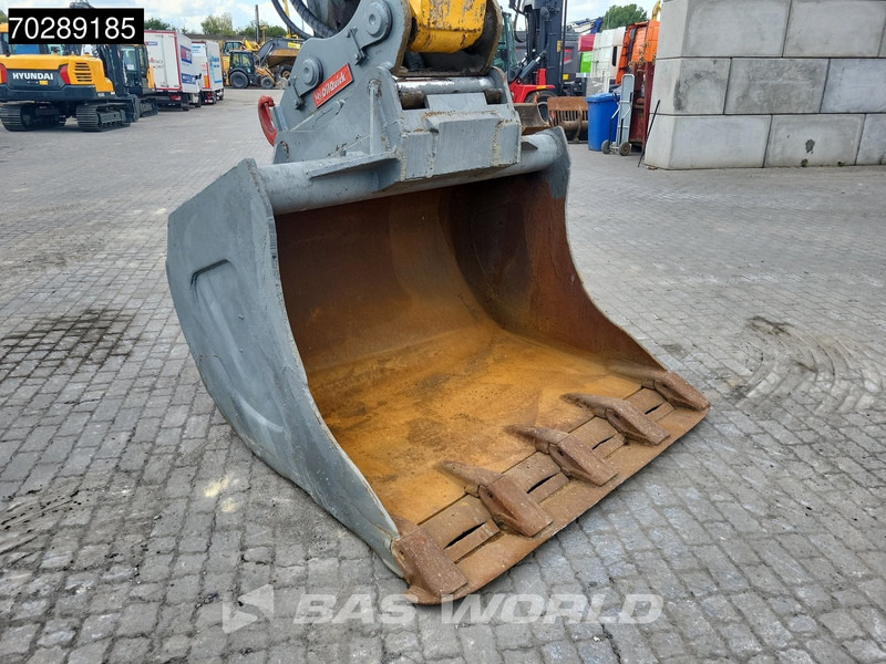 Bager gusjeničar Liebherr R936 LCV: slika Bager gusjeničar Liebherr R936 LCV Bager gusjeničar Liebherr R936 LCV: slika Bager gusjeničar Liebherr R936 LCV