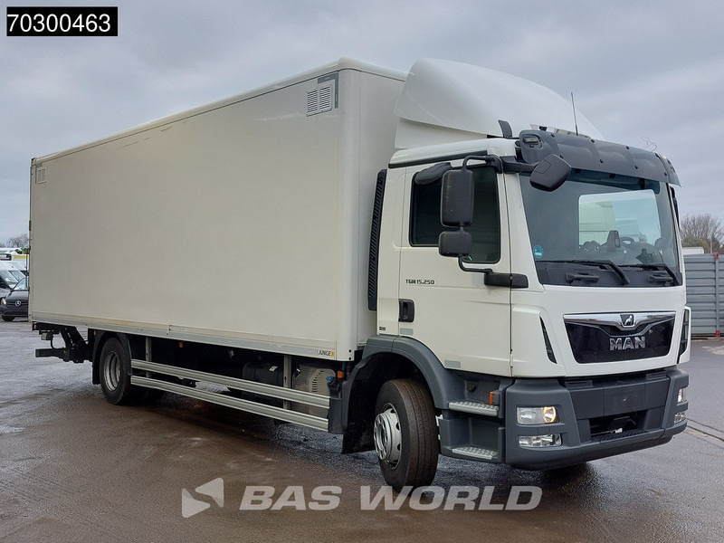 MAN TGM 15.250 4X2 15tonner Automatic Ladebordwand Euro 6 - Kamion sandučar: slika MAN TGM 15.250 4X2 15tonner Automatic Ladebordwand Euro 6 - Kamion sandučar MAN TGM 15.250 4X2 15tonner Automatic Ladebordwand Euro 6 - Kamion sandučar: slika MAN TGM 15.250 4X2 15tonner Automatic Ladebordwand Euro 6 - Kamion sandučar