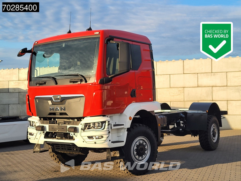 MAN TGM 18.250 4X4 New! Steelsuspension Big-Axle Automatic Euro 6 - Kamion-šasija: slika MAN TGM 18.250 4X4 New! Steelsuspension Big-Axle Automatic Euro 6 - Kamion-šasija MAN TGM 18.250 4X4 New! Steelsuspension Big-Axle Automatic Euro 6 - Kamion-šasija: slika MAN TGM 18.250 4X4 New! Steelsuspension Big-Axle Automatic Euro 6 - Kamion-šasija