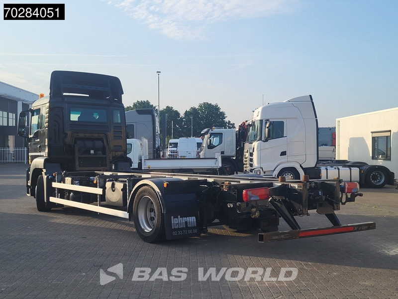 MAN TGS 18.360 834 4X2 19tonner BDF Automatic Navi Euro 6 - Transporter kontejnera/ Kamion s izmjenjivim sanducima: slika MAN TGS 18.360 834 4X2 19tonner BDF Automatic Navi Euro 6 - Transporter kontejnera/ Kamion s izmjenjivim sanducima MAN TGS 18.360 834 4X2 19tonner BDF Automatic Navi Euro 6 - Transporter kontejnera/ Kamion s izmjenjivim sanducima: slika MAN TGS 18.360 834 4X2 19tonner BDF Automatic Navi Euro 6 - Transporter kontejnera/ Kamion s izmjenjivim sanducima