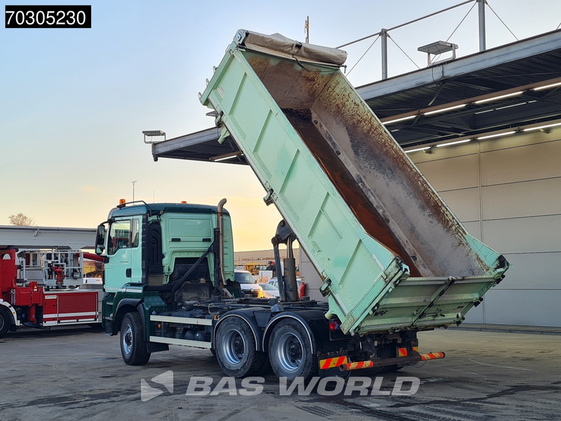Kiper MAN TGS 26.480 6X6 13 m³ 2-way tipper Tarpaulin 6x6 Hydrodrive Big-Axle Euro 6: slika Kiper MAN TGS 26.480 6X6 13 m³ 2-way tipper Tarpaulin 6x6 Hydrodrive Big-Axle Euro 6