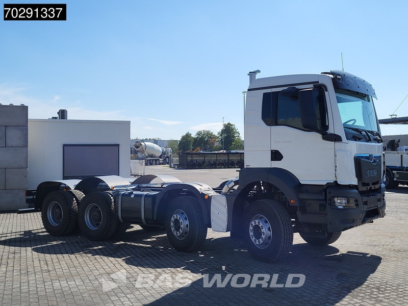 MAN TGS 41.400 8X4 New! Steelsuspension Big-Axle Manual Euro 2 - Kamion-šasija: slika MAN TGS 41.400 8X4 New! Steelsuspension Big-Axle Manual Euro 2 - Kamion-šasija MAN TGS 41.400 8X4 New! Steelsuspension Big-Axle Manual Euro 2 - Kamion-šasija: slika MAN TGS 41.400 8X4 New! Steelsuspension Big-Axle Manual Euro 2 - Kamion-šasija